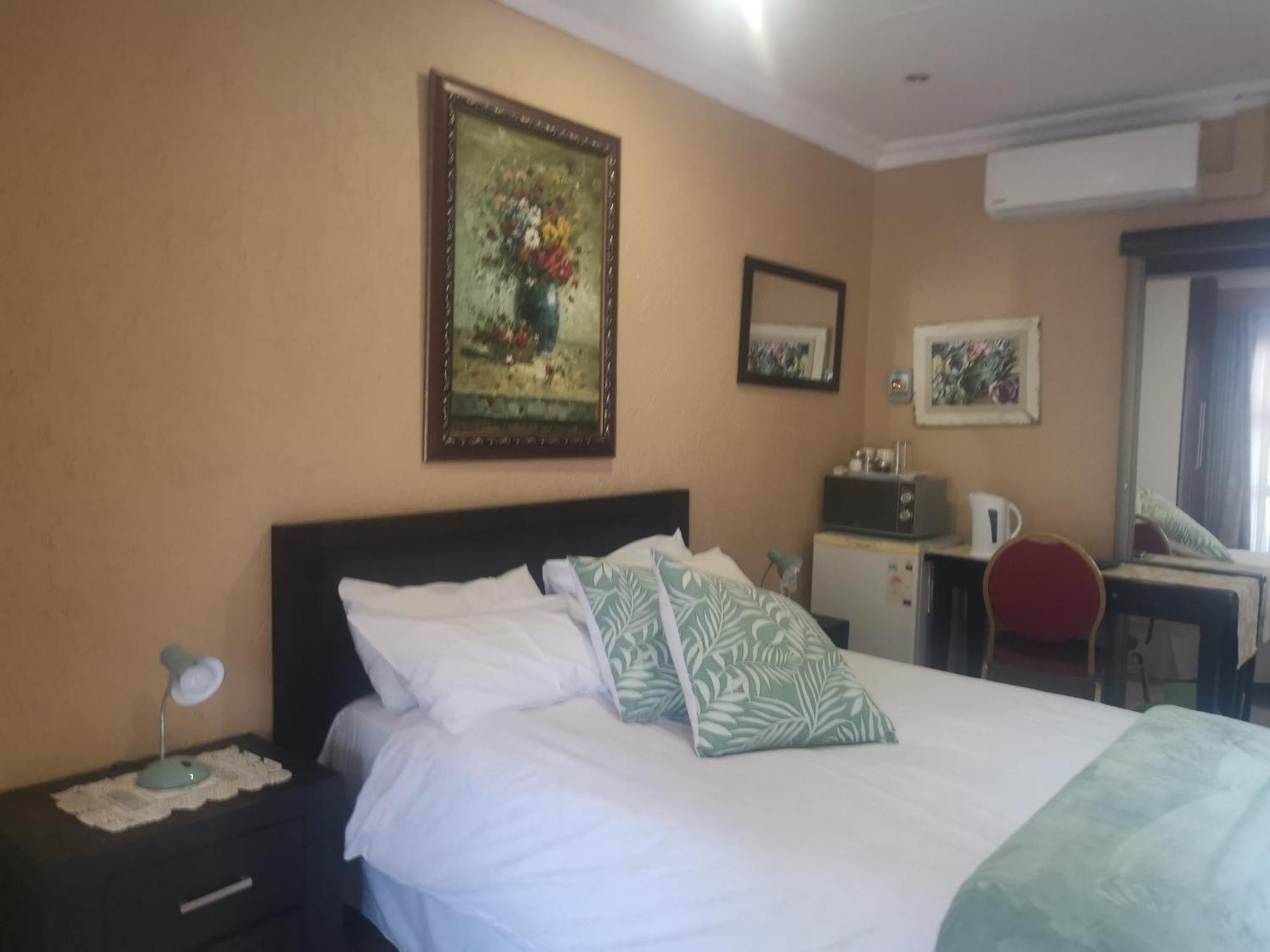Aquila Guest House Pretoria Exterior photo
